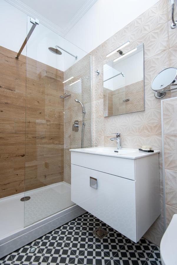 סראייבו Megapolis City Center Suites מראה חיצוני תמונה